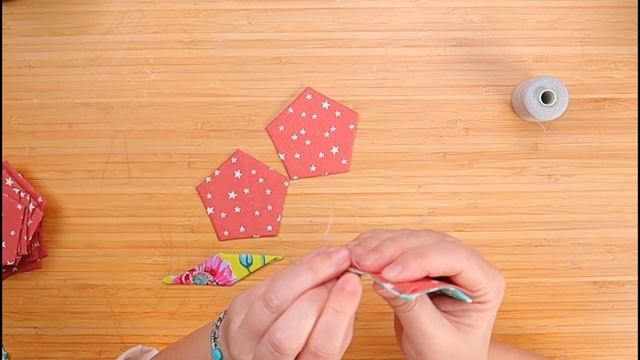 My BIGGEST Hand Pieced Rosetta!! La Passacaglia Rosetta with a Twist