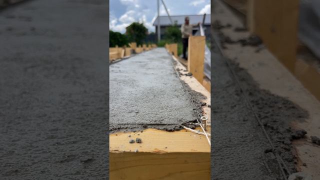 Как ухаживать за свежезалитым бетоном