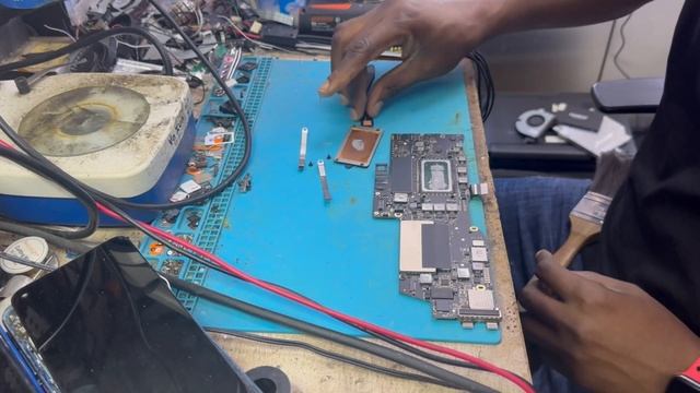 How to fix overheating for MacBook Pro A1708 EMC 3164 2017