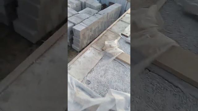 Перед кладкой второго этажа
