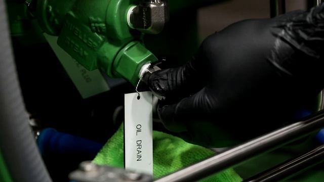 Training: How to Change Oil on Transformer® PDC-4 | CO2 Extraction Technology