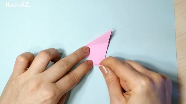 Unique Flower in origami style! 3 modifications of paper flower for room decoration.