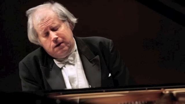 Grigory Sokolov plays Chopin Prelude No. 20 in C minor op. 28
