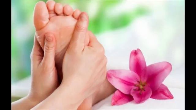 உள்ளங்காலில் எண்ணெய் மசாஜ் செய்வதால் கிடைக்கும் நன்மைகள் தெரியுமா???