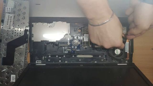 Разборка и чистка HP ProBook 6540B (Cleaning and Disassemble HP ProBook 6540)