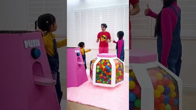 Gumball Machine Sharing is Caring Lesson with Maddie  Charlotte