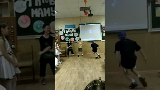 На день матери