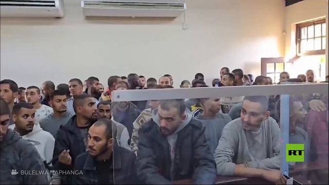 95 مواطنا ليبيا يمثلون أمام محكمة في جنوب إفريقيا بعد مداهمة معسكر عسكري سري
