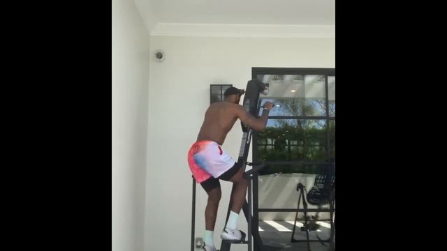 LEBRON JAMES's CARDIO WORKOUT ON MONDAY MORNING