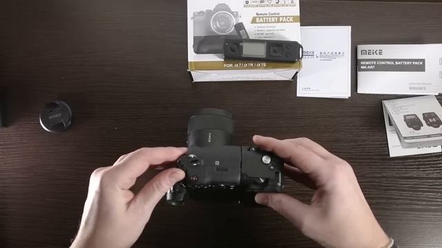 Meike MK-AR7  Control Battery Grip for Sony A7 A7r A7s