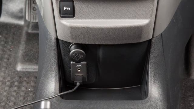 2018 Nissan NV200 - USB/iPod® Interface (if so equipped)