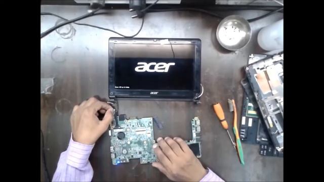 acer aspire mini  d230 laptop problem is power on no display and how to solve no display memory slo