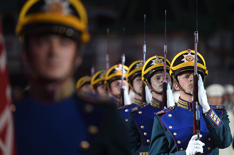 После инаугурации Путин принял парад президентского полка / События на ТВЦ