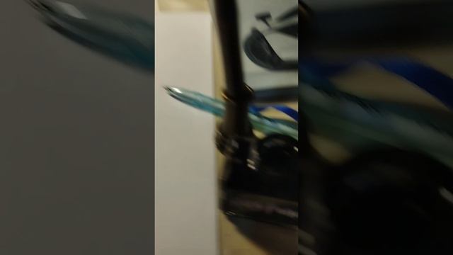 Снимаю свою перьевую ручку ???