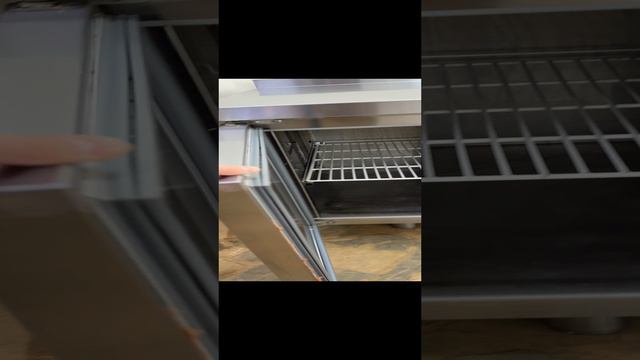 Холодильный стол gn111tn