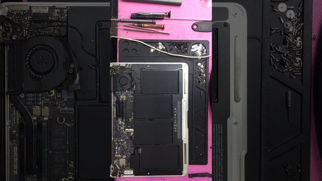 Apple MacBook Air A1466 Screen Replacement profeshional Technic