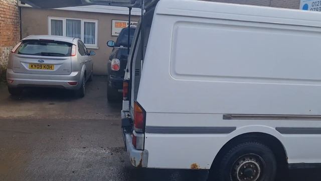 w963kcd MAZDA E2200 MWB 2000