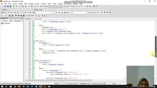 Sistem Undo Redo input data dengan Array Menggunakan Stack