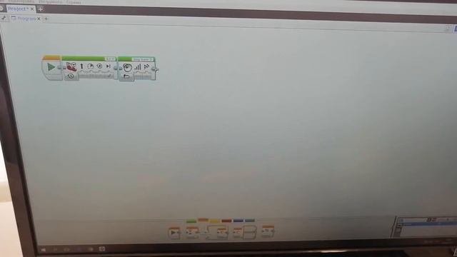 Создание первой программы для робота в среде EV3