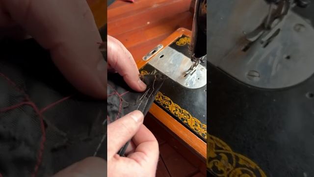 Швейная машинка ПМЗ А1 с ручным приводом