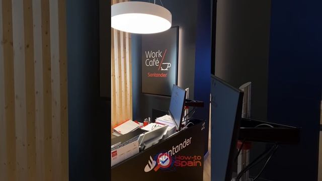 Бесплатный крутой коворкинг в Испании. Валенсия и другие города. Santander Work Cafe
