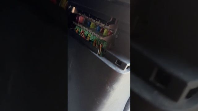Puerta eléctrica de Honda Odessey no abre solución a este problema.