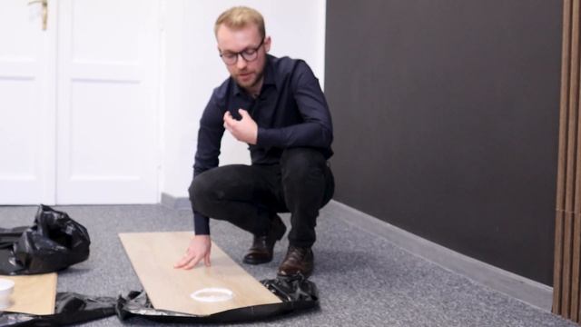 CZY PANELE LAMINOWANE SĄ WODOSZCZELNE? TEST WODY!