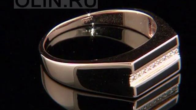 Перстень для мужчины с бриллиантами и ониксом