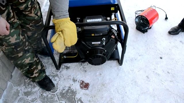 Ручной запуск Этро АБ 10001/230 EV Генераторный Центр