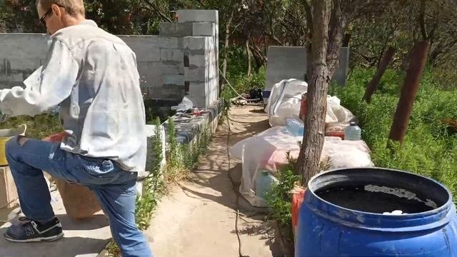 Полистеролбетон (замазали трещину, количество воды в/ц 0,57)