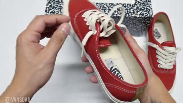 3 Ways to Loose Lace your Vans