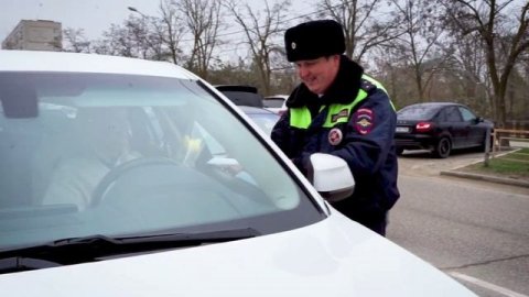 Накануне 8 Марта сотрудники Госавтоинспекции останавливали водителей