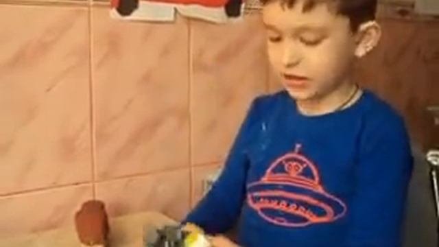 Танк и грузовик из теста