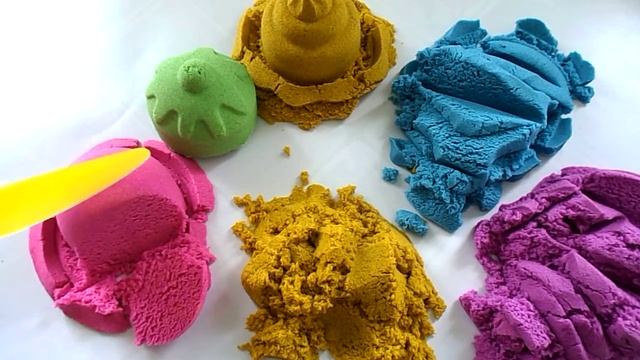 Учим цвета с формочками для мороженого  Игры с кинетическим песком