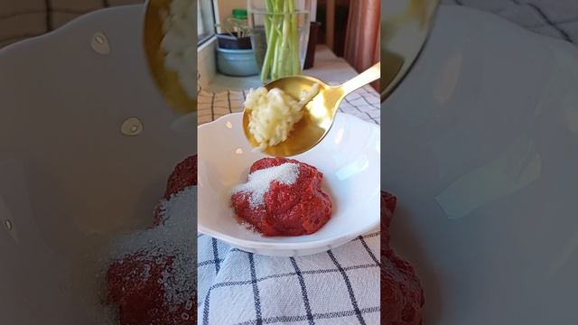 Баклажаны с томатным соусом и сыром