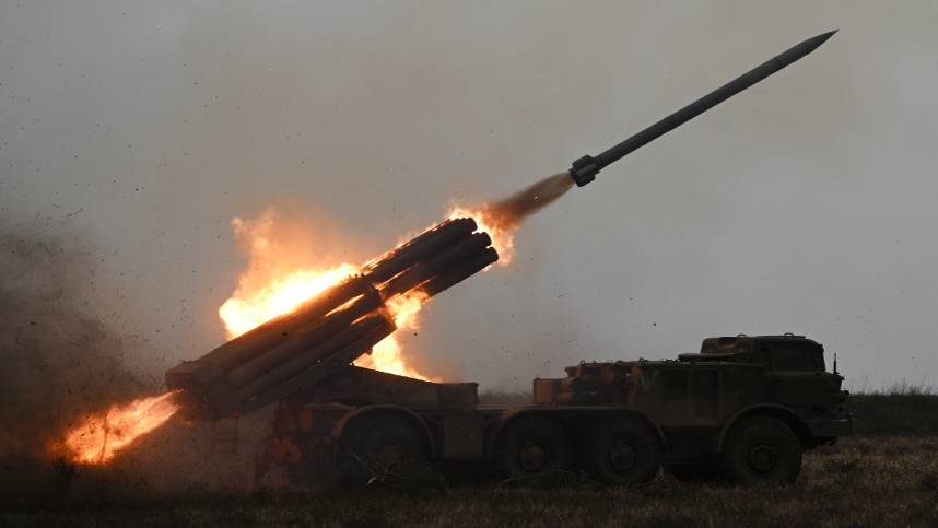 Шквал огня: реактивная артиллерия помогает продвижению войск под Харьковом