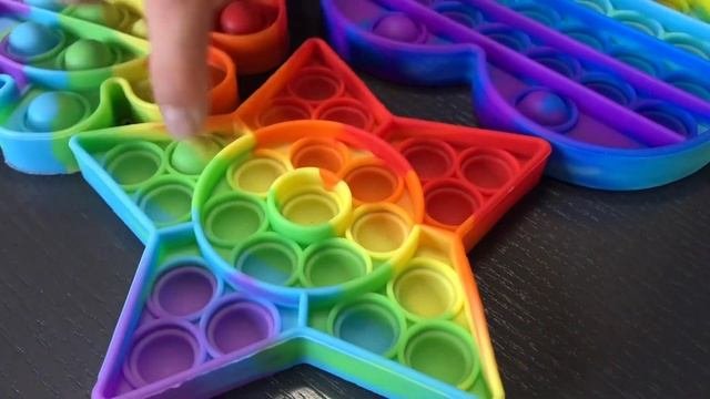 СКУПИЛ ВСЕ POP IT В МАГАЗИНЕ И РАЗЫГРЫВАЮ С ПОДПИСЧИКАМИ