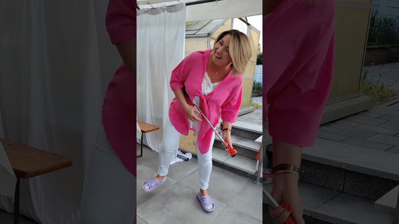 Моя вторая половинка. Два раза ее покусала собака, один раз леганула корова,но мы все равно вместе
