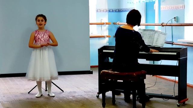 "Санта Лючия", Аракелян Диана, 8 лет