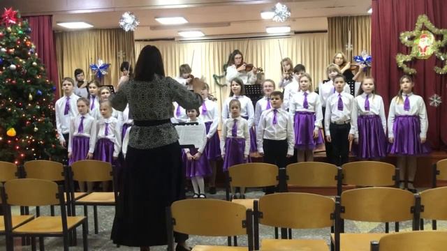 Мультифантазия Хор Камертон и ансамбль скрипачей Con piacere