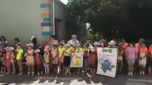 Поздравления от Александра Пресмана детям Лиманского района
