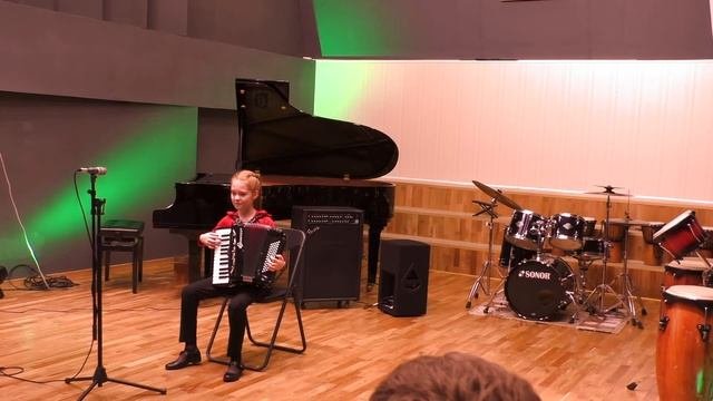 1.Г.Эрнесакс  - Паровоз 2 А.Иванов - Полька