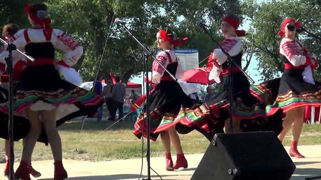 Народный ансамбль танца -Надежда-2  #upskirt#русский#танец