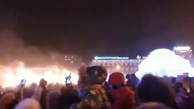 Зима начинается с Якутии - зажжение главной елки