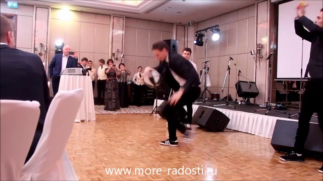 Футбольный фристайл