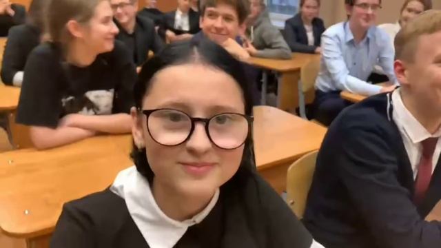 Поздравление с Днём матери от 9-В класса.