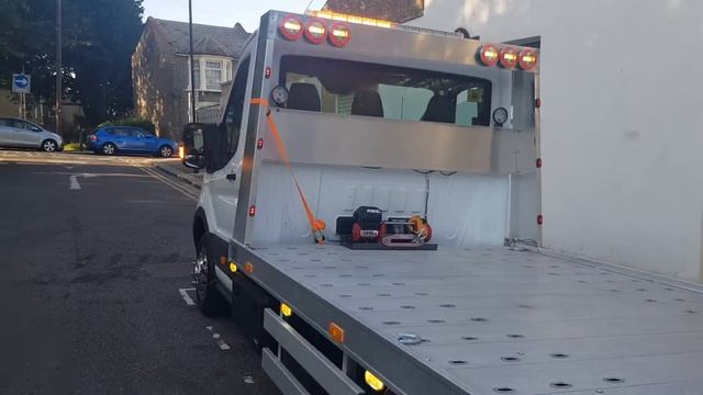 2017 Ford transit recovery truck