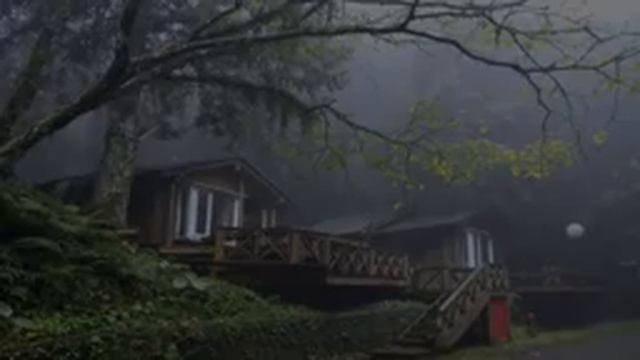 Шум Дождя по Крыше старой  Звуки дождя и грома для сна и радует душу