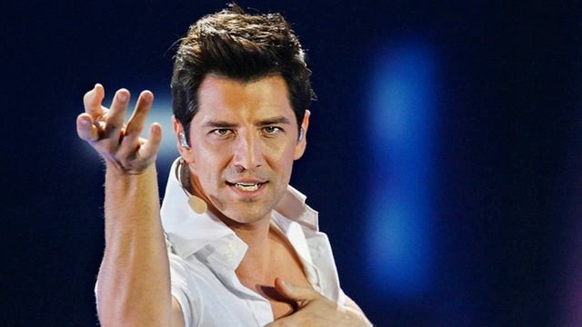 С Днём рождения Сакис Рувас! Happy birthday Sakis Rouvas! Его  хит Na Magapas в моём исполнении.