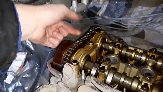 Расслабленная цепь ГРМ на двигателе 1NZ-FE а/м Toyota